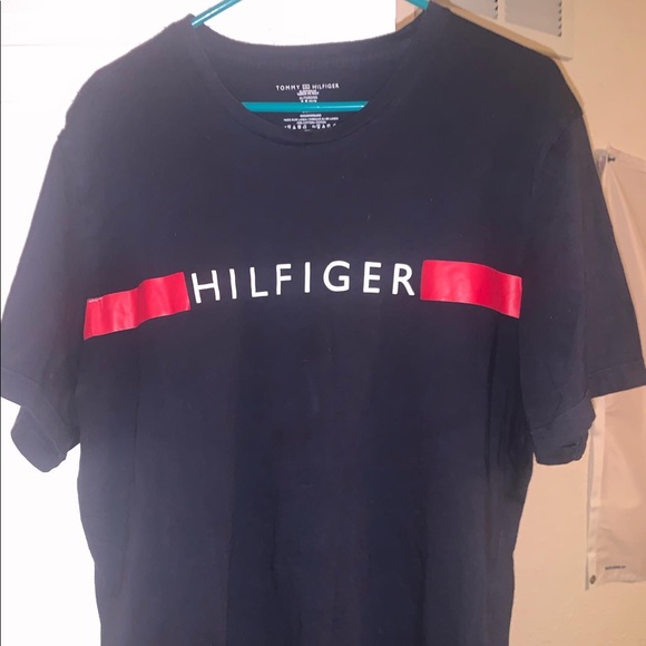 Tommy Hilfiger t shirt - Picture 3 of 3